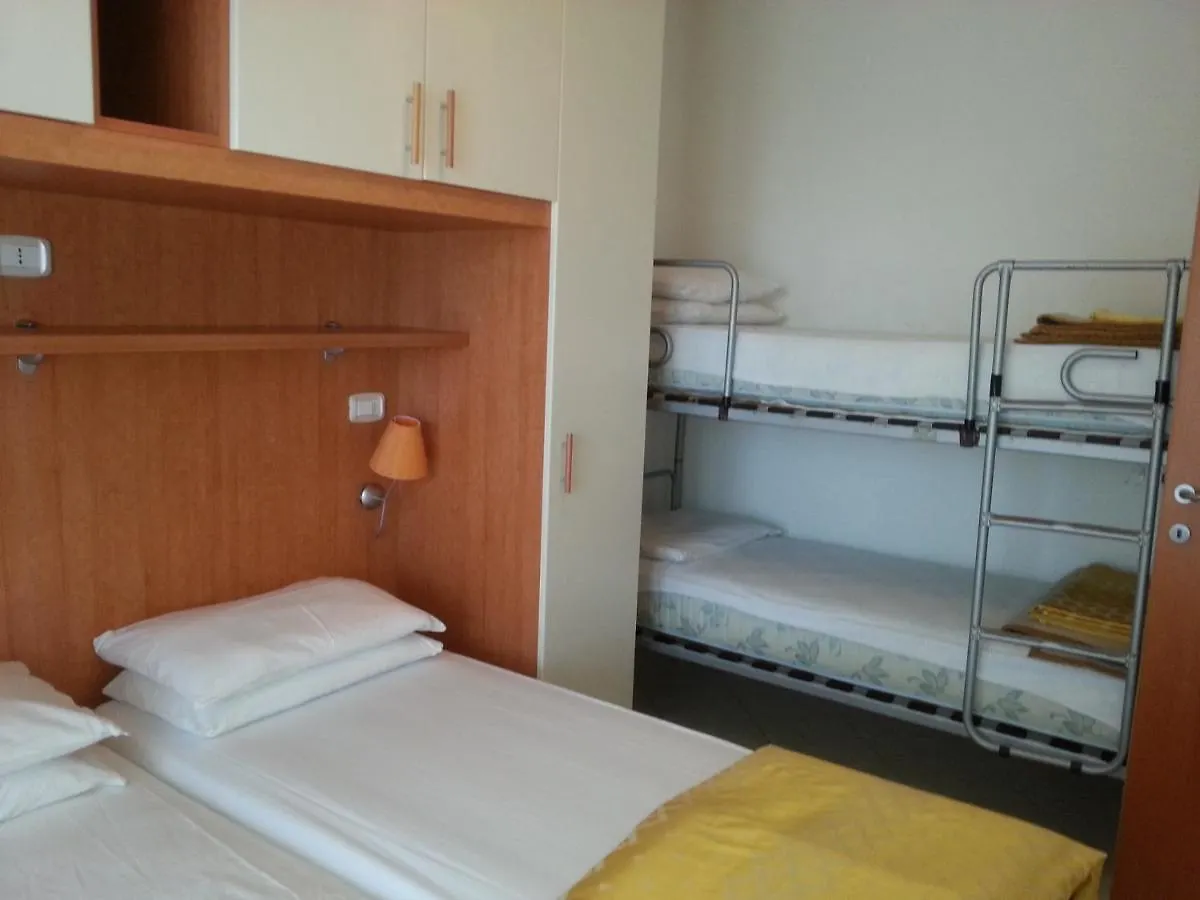 Beautiful Residence Flat With Terrace - Beahost Bibione Apartament