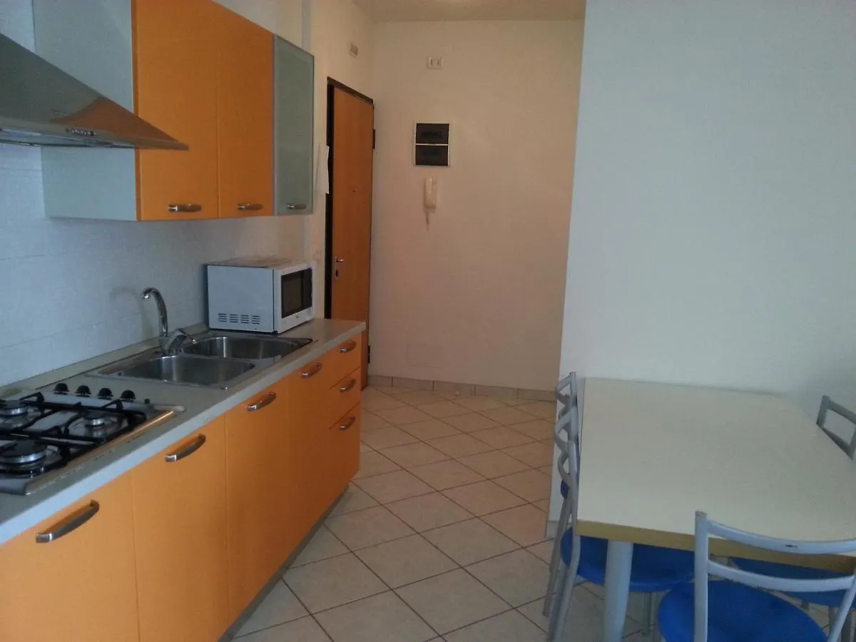 Beautiful Residence Flat With Terrace - Beahost Bibione 0*,